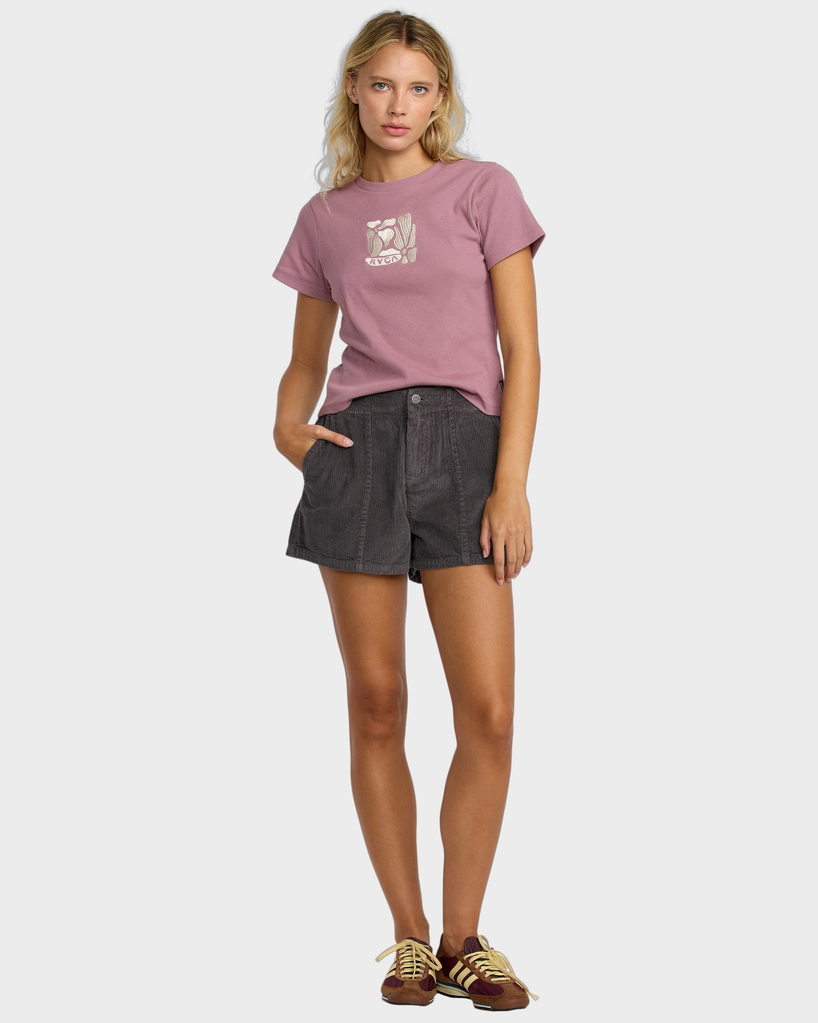 Womens Daylight Elastic Waist Shorts