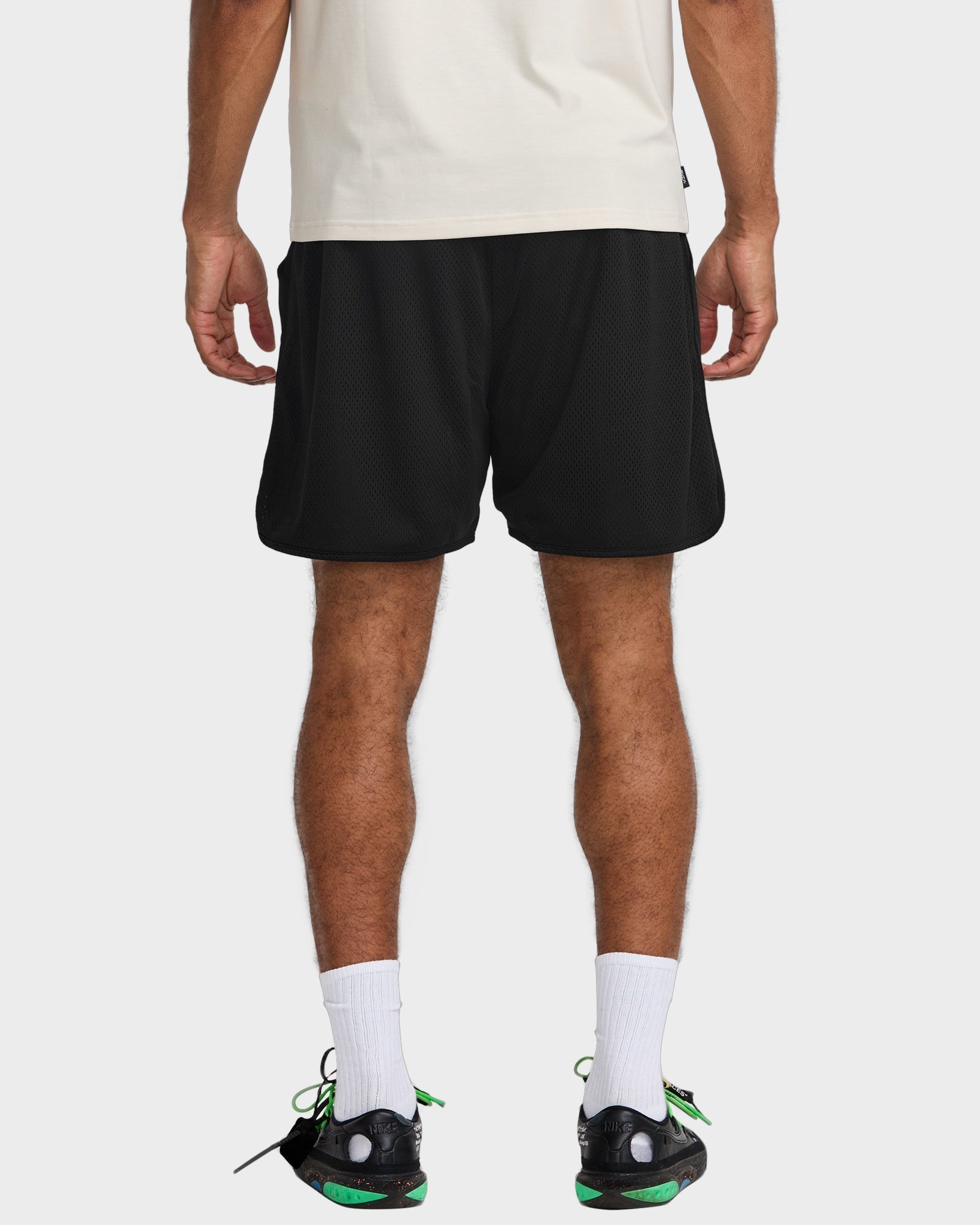 Mens VA Essential Mesh 18" Walk Shorts
