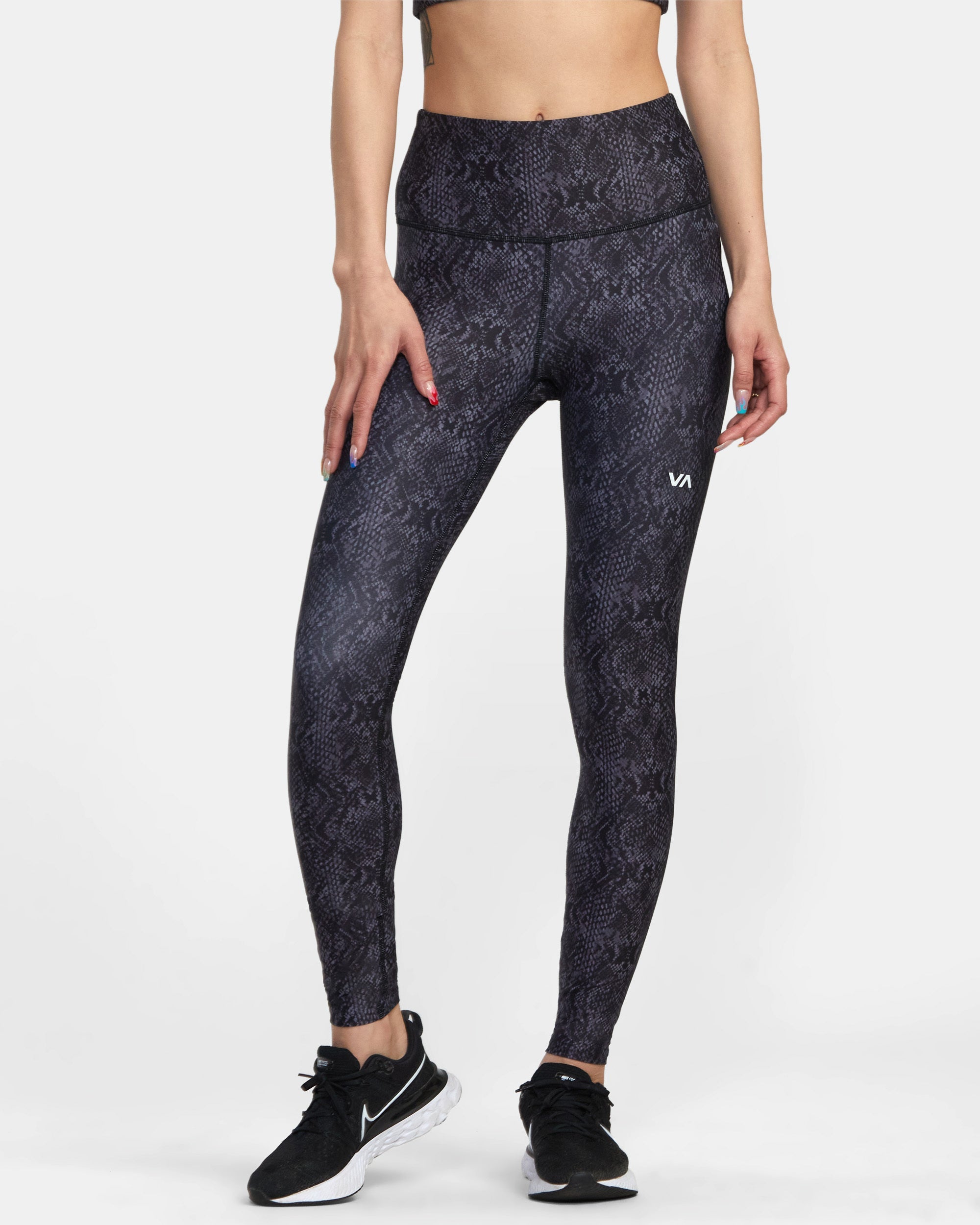 VA Essential Workout Leggings