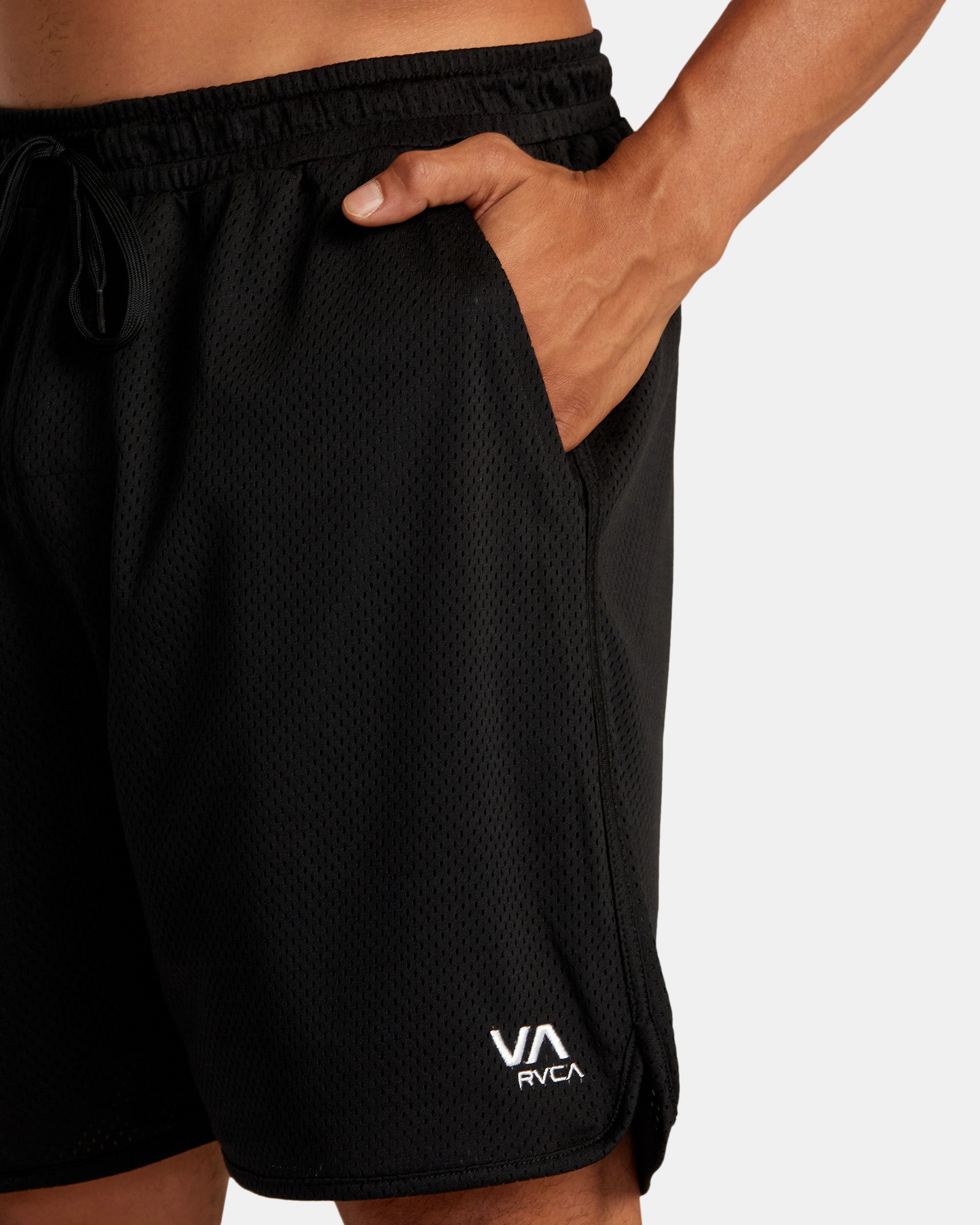 Mens VA Essential Mesh Short