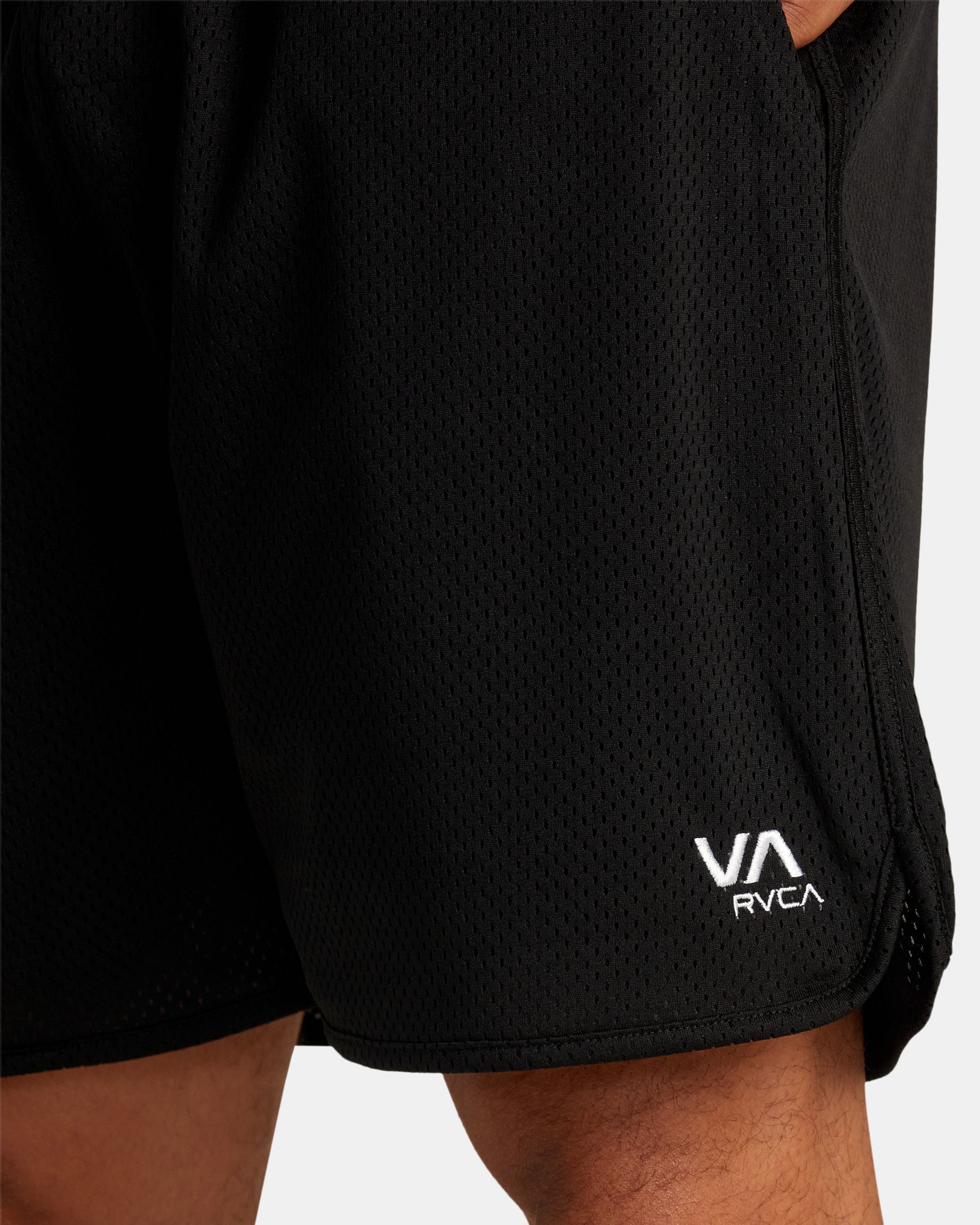 Mens VA Essential Mesh Short