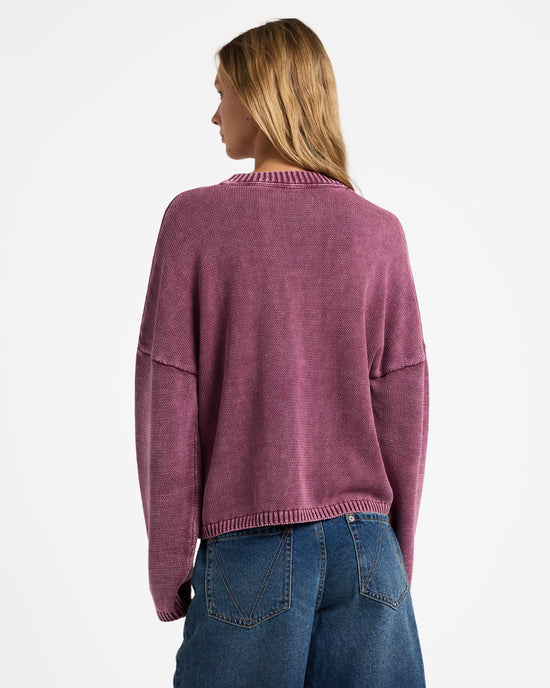 Womens Ivy Crew Neck