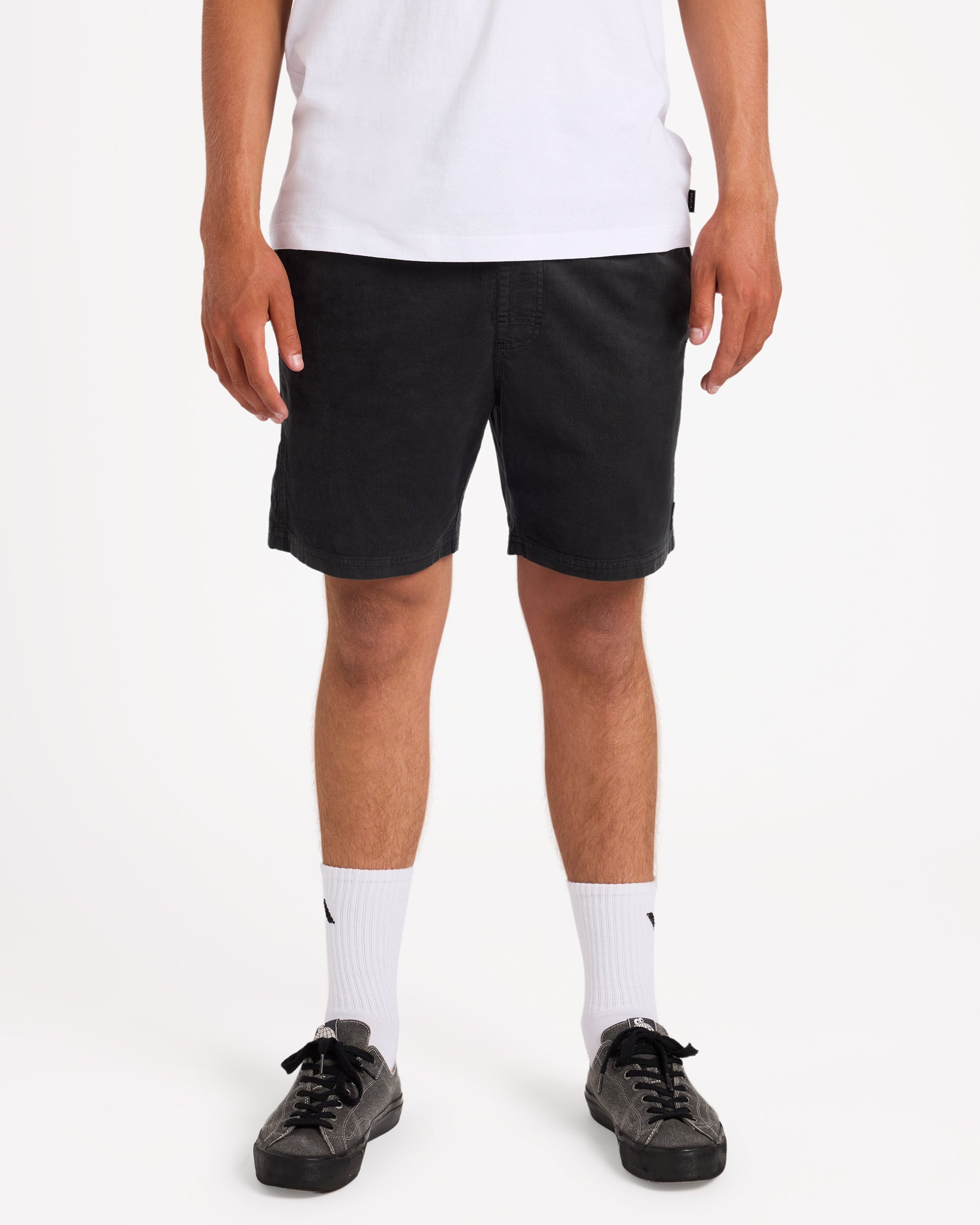 uvyws00151_rvca_blk_frt1
