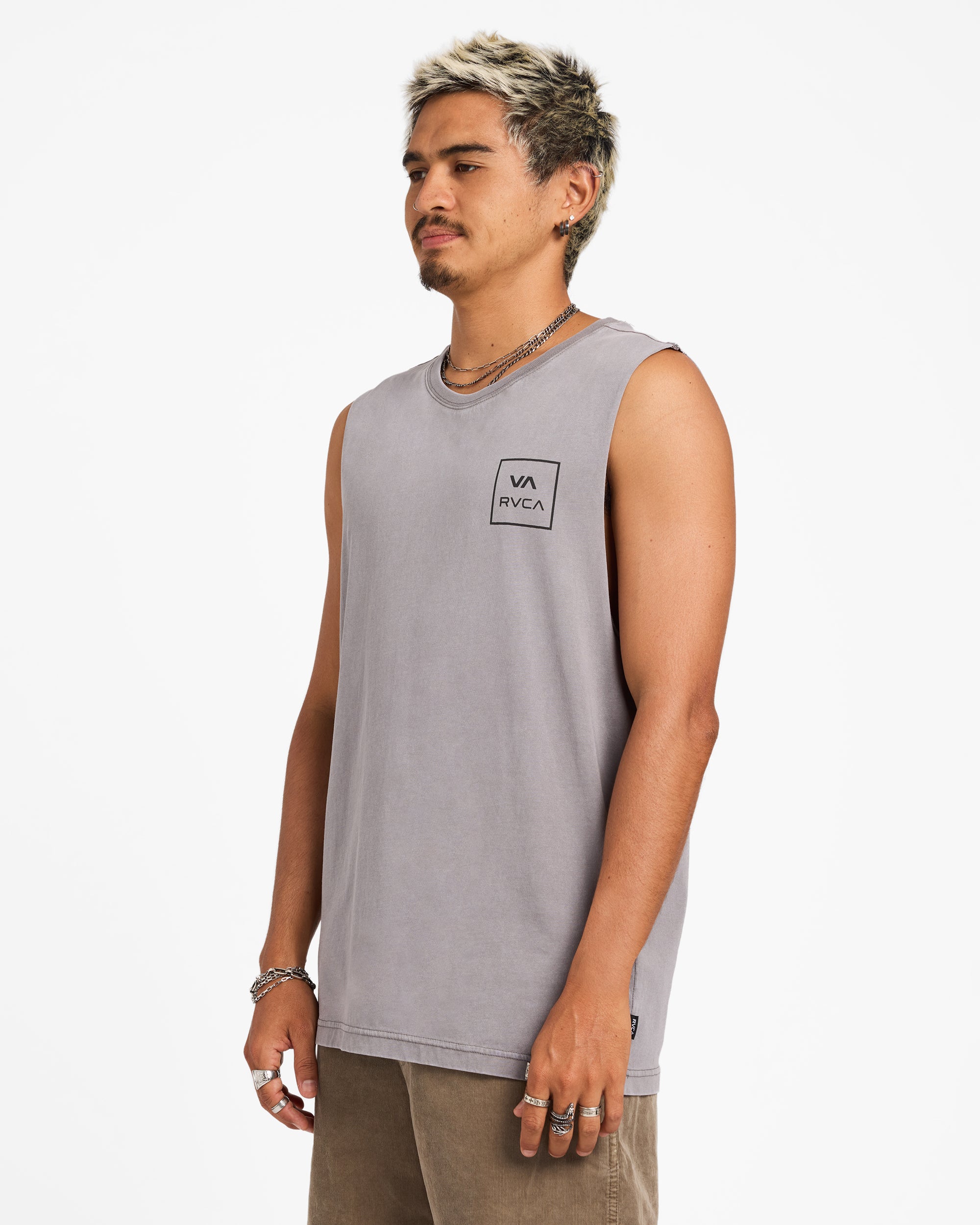 uvyzt00442_rvca_smk_sd1