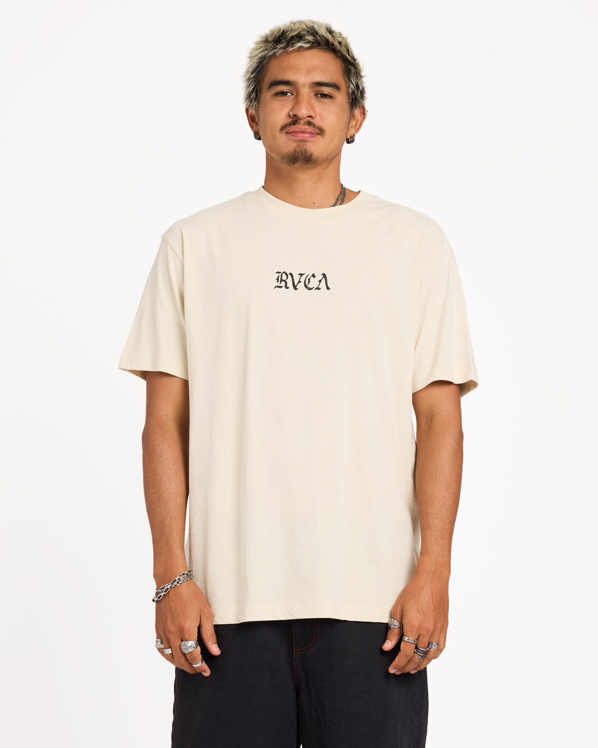 uvyzt01031_rvca_slb_frt1